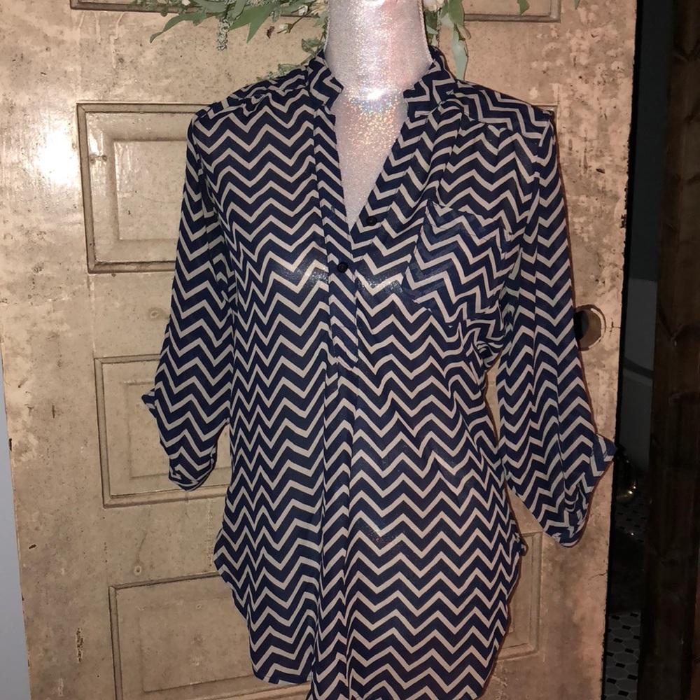 Navy 3/4 sleeve blouse